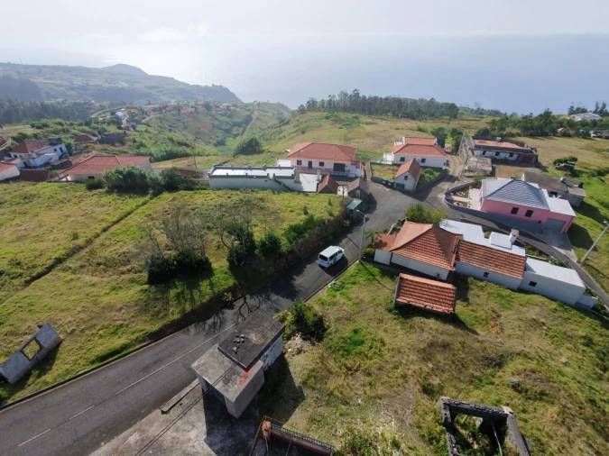 Moradia T4 para Venda em Ponta do Pargo Foto 36