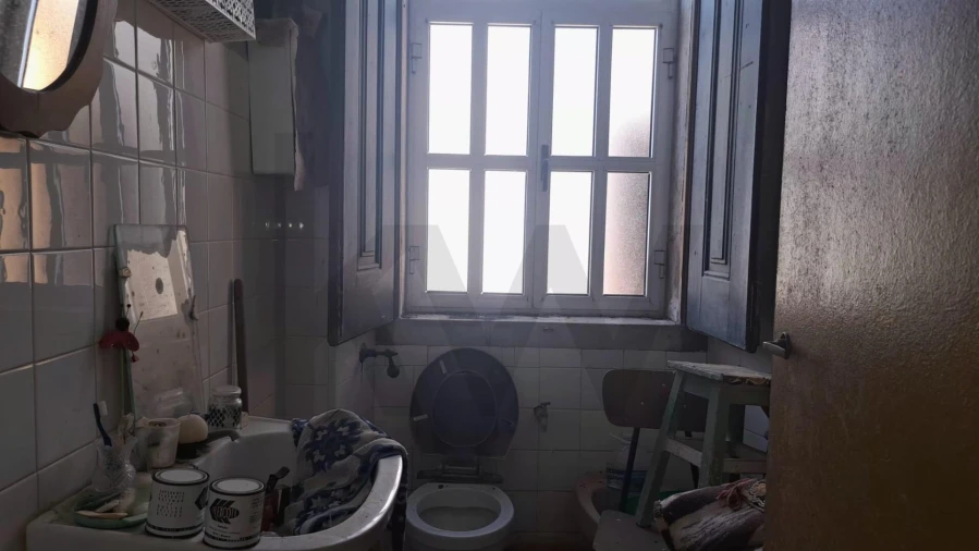 Moradia T2 para Venda em Carvoeira e Carmões Foto 12