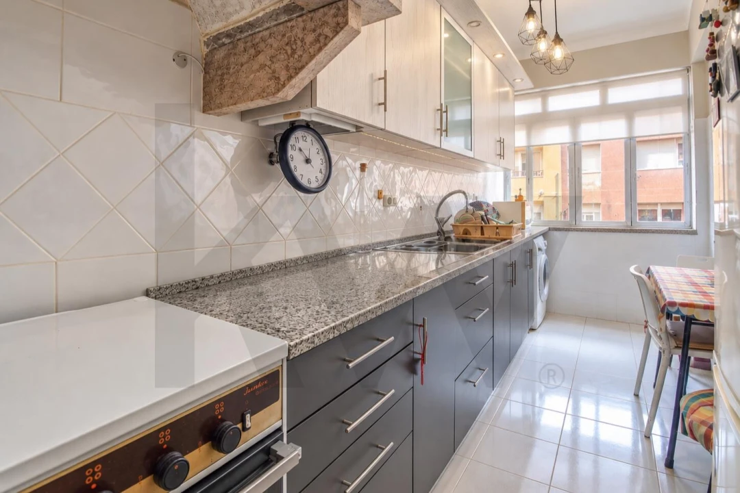 Apartamento T2 para Venda em Moscavide e Portela Foto 10