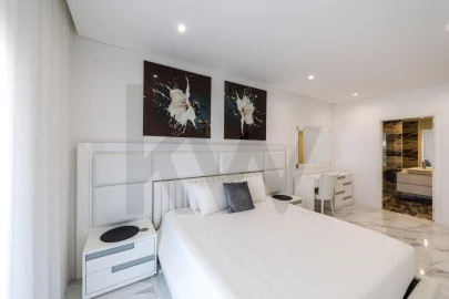 Apartamento T4 para Venda em Portimão