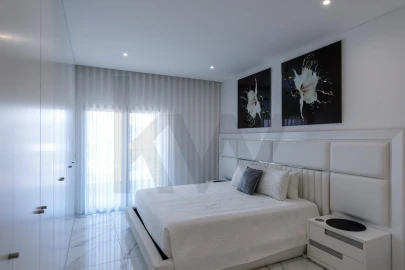 Apartamento T4 para Venda em Portimão