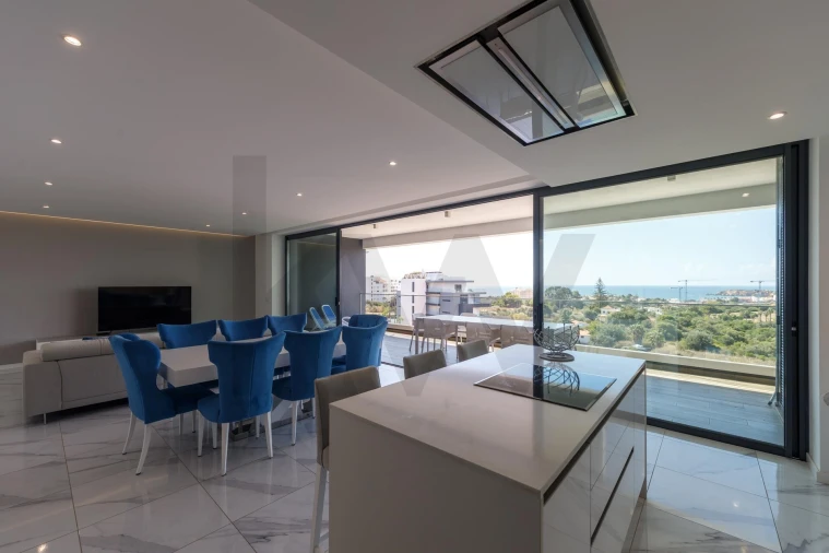 Apartamento T4 para Venda em Portimão Foto 31