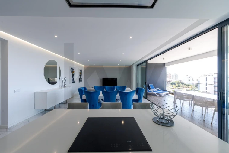 Apartamento T4 para Venda em Portimão Foto 29