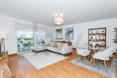 Apartamento T3 para Arrendamento em Oeiras e São Julião da Barra, Paço de Arcos e Caxias