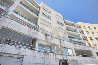 Apartamento T3 para Arrendamento em Oeiras e São Julião da Barra, Paço de Arcos e Caxias