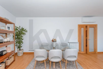 Apartamento T3 para Arrendamento em Oeiras e São Julião da Barra, Paço de Arcos e Caxias