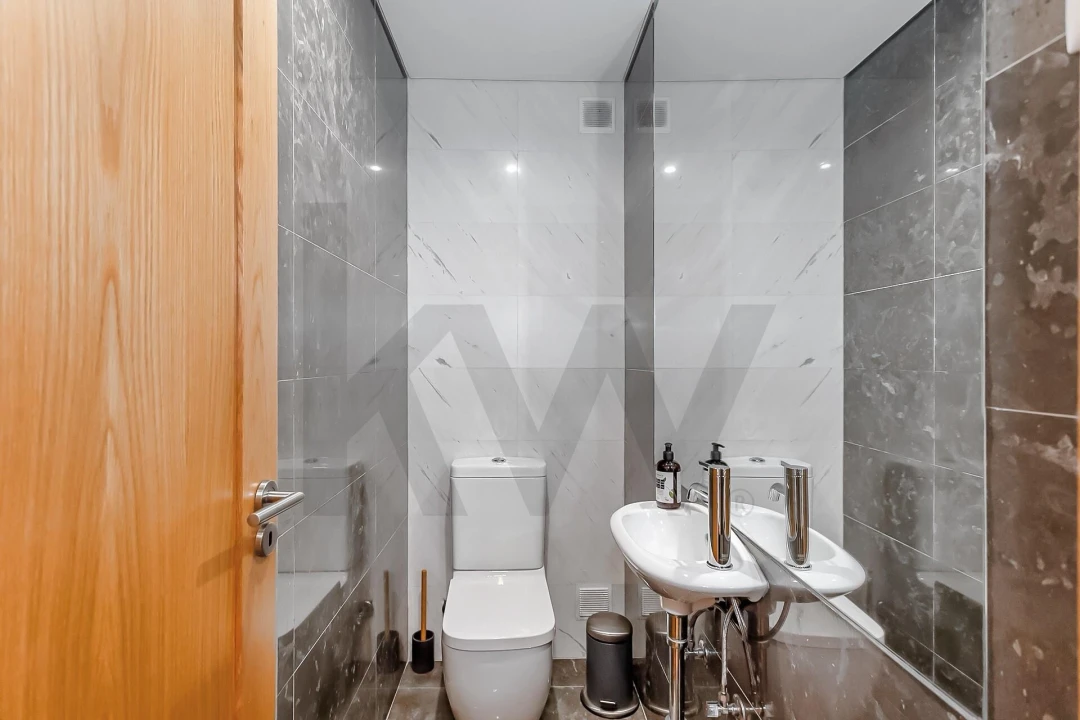 Apartamento T3 para Arrendamento em Oeiras e São Julião da Barra, Paço de Arcos e Caxias Foto 39