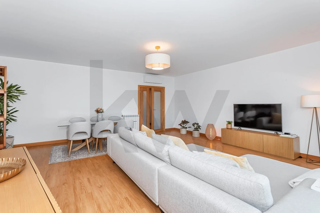 Apartamento T3 para Arrendamento em Oeiras e São Julião da Barra, Paço de Arcos e Caxias Foto 9