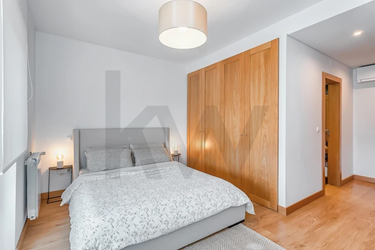 Apartamento T3 para Arrendamento em Oeiras e São Julião da Barra, Paço de Arcos e Caxias Foto 25