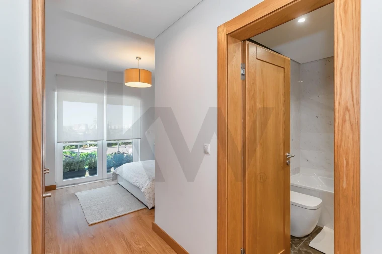 Apartamento T3 para Arrendamento em Oeiras e São Julião da Barra, Paço de Arcos e Caxias Foto 22