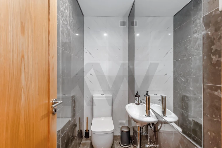 Apartamento T3 para Arrendamento em Oeiras e São Julião da Barra, Paço de Arcos e Caxias Foto 39