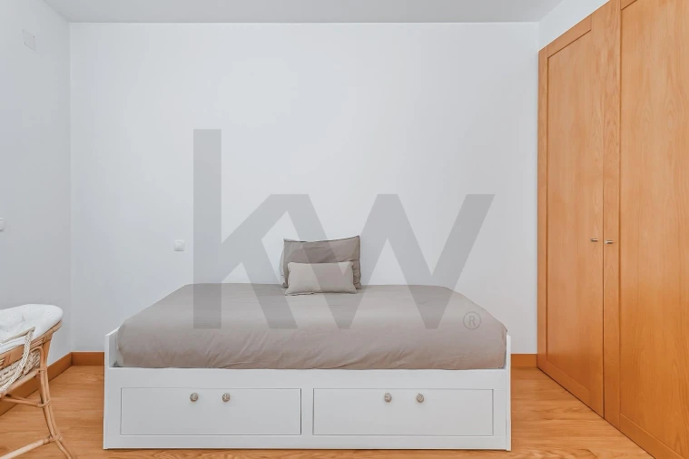 Apartamento T3 para Arrendamento em Oeiras e São Julião da Barra, Paço de Arcos e Caxias Foto 33