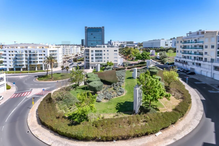 Apartamento T3 para Arrendamento em Oeiras e São Julião da Barra, Paço de Arcos e Caxias Foto 3