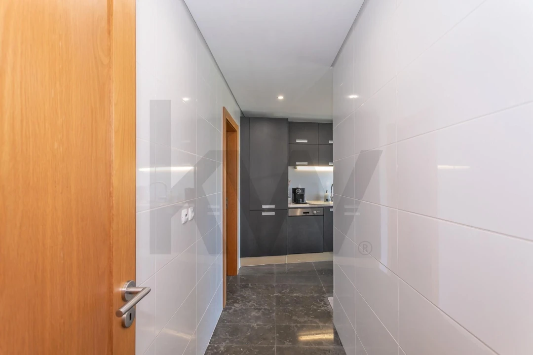 Apartamento T3 para Arrendamento em Oeiras e São Julião da Barra, Paço de Arcos e Caxias Foto 15