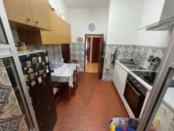 Prédio para Venda em Beato