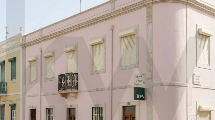 Prédio para Venda em Beato