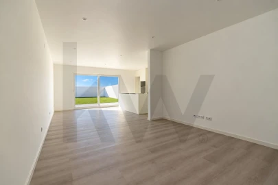 Moradia T4 para Venda em Fenais da Luz