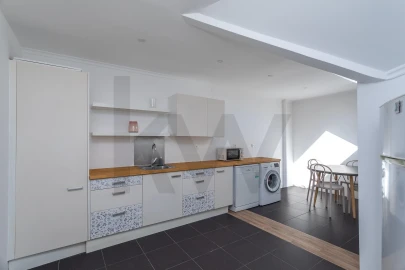 Apartamento T3 para Arrendamento em Carcavelos e Parede