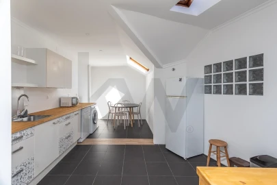 Apartamento T3 para Arrendamento em Carcavelos e Parede