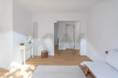 Apartamento T3 para Arrendamento em Carcavelos e Parede