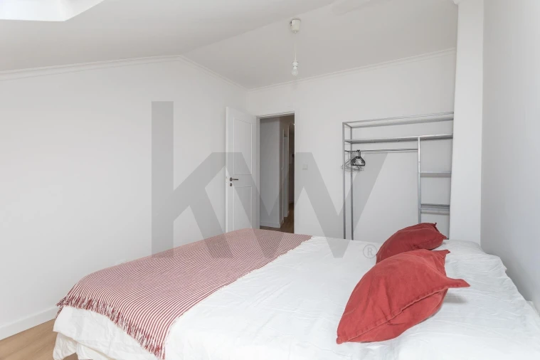 Apartamento T3 para Arrendamento em Carcavelos e Parede Foto 19