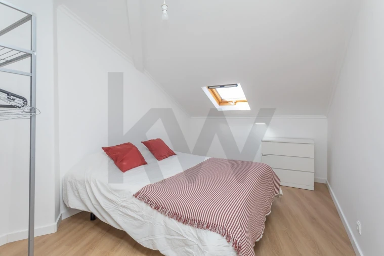 Apartamento T3 para Arrendamento em Carcavelos e Parede Foto 18