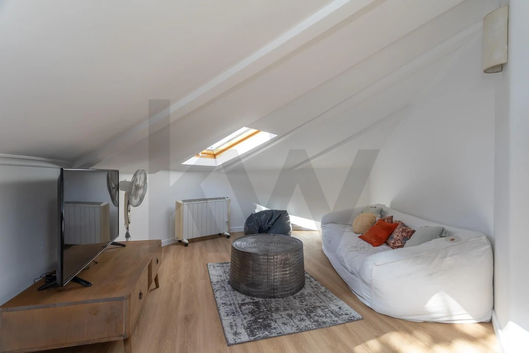 Apartamento T3 para Arrendamento em Carcavelos e Parede Foto 5