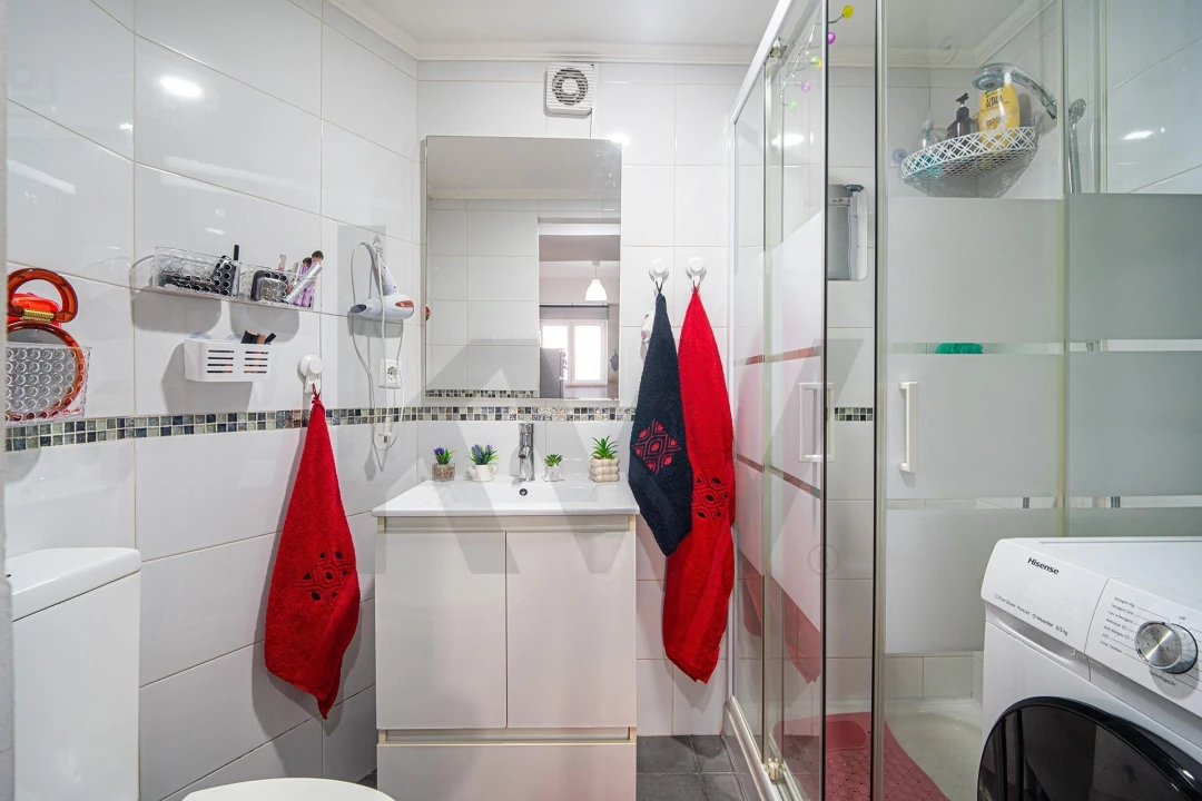 Apartamento T1 para Venda em Póvoa de Santo Adrião e Olival Basto Foto 9