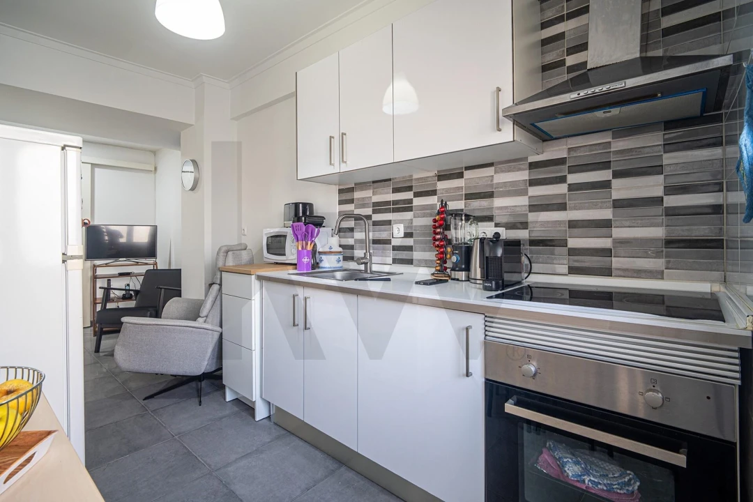 Apartamento T1 para Venda em Póvoa de Santo Adrião e Olival Basto Foto 4