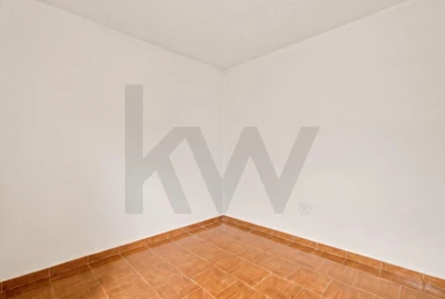 Apartamento T2 para Venda em Massamá e Monte Abraão