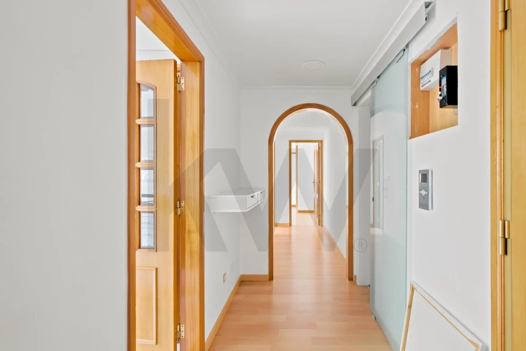 Apartamento T2 para Venda em Massamá e Monte Abraão Foto 7