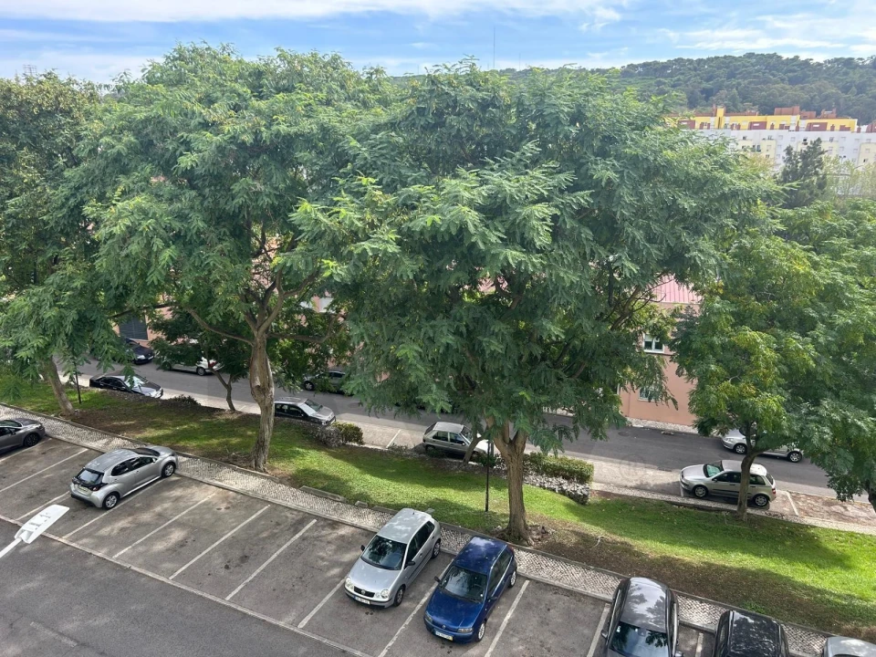 Apartamento T2 para Venda em Águas Livres Foto 17