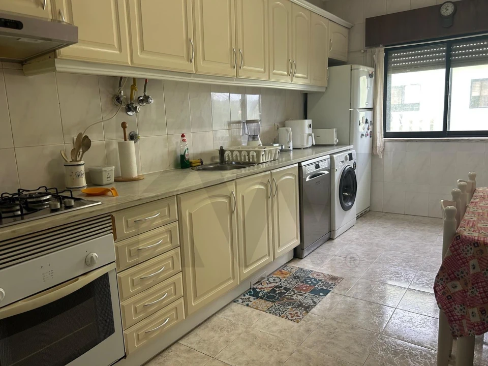 Apartamento T2 para Venda em Águas Livres Foto 7