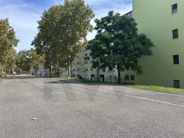 Apartamento T2 para Venda em Águas Livres