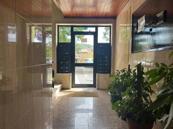 Apartamento T2 para Venda em Águas Livres Foto 36