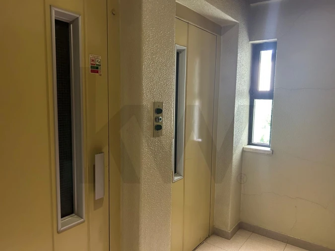 Apartamento T2 para Venda em Águas Livres Foto 31