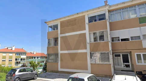 Apartamento T2 para Venda em Carcavelos e Parede