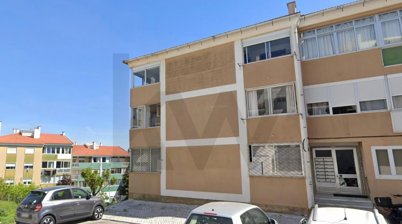 Apartamento T2 para Venda em Carcavelos e Parede Foto 1