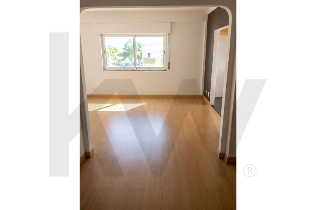 Apartamento T2 para Venda em Carcavelos e Parede Foto 16