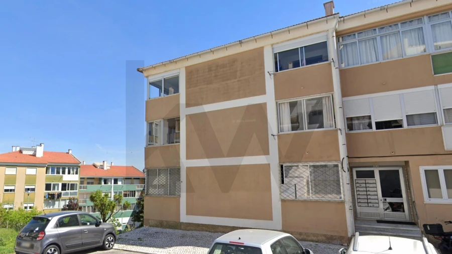 Apartamento T2 para Venda em Carcavelos e Parede