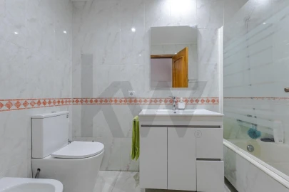 Apartamento T3 para Venda em Pedroso e Seixezelo