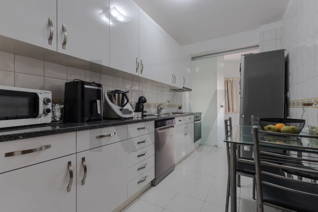 Apartamento T3 para Venda em Pedroso e Seixezelo Foto 9