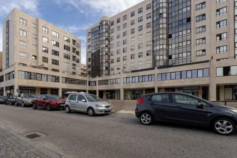 Apartamento T3 para Venda em Pedroso e Seixezelo Foto 25