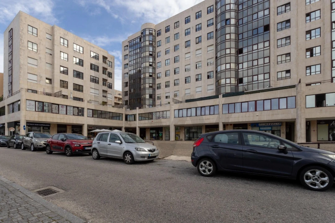 Apartamento T3 para Venda em Pedroso e Seixezelo Foto 1
