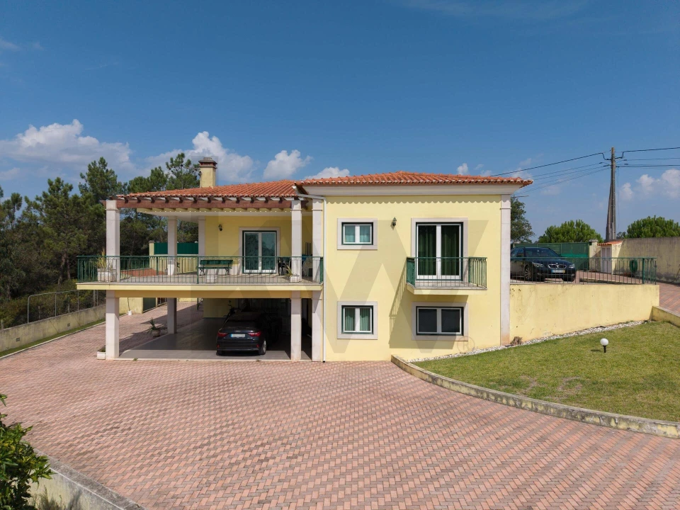 Moradia T4 para Venda em Santa Catarina Foto 1