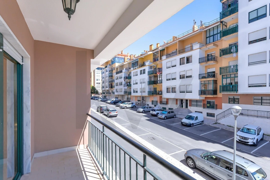 Apartamento T3 para Venda em Queluz e Belas Foto 42