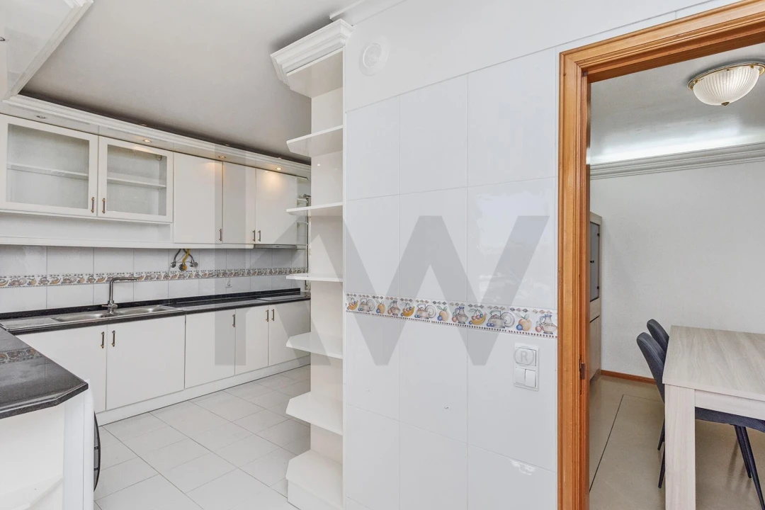 Apartamento T3 para Venda em Queluz e Belas Foto 18