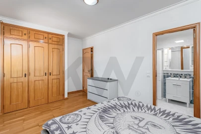 Apartamento T3 para Venda em Queluz e Belas