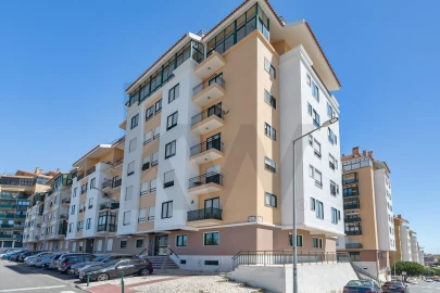 Apartamento T3 para Venda em Queluz e Belas