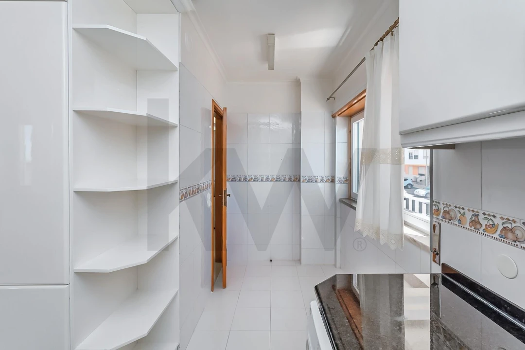 Apartamento T3 para Venda em Queluz e Belas Foto 23